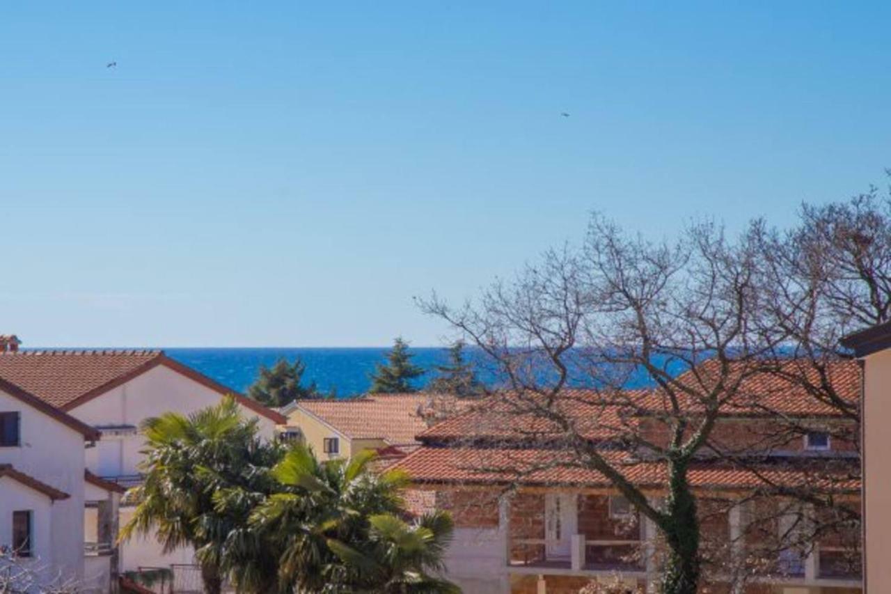 Lovely Place For Holiday Poreč Buitenkant foto